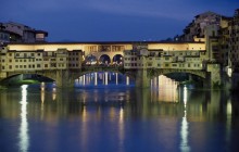 Ponte Vecchio Bridge Over the Arno River - Italy