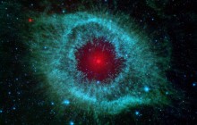 Comets Kick up Dust in Helix Nebula - Space